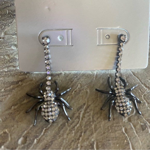 Sugarfix Baublebar Spider Crystal Drop Post Halloween Earrings NWT - Picture 5 of 8